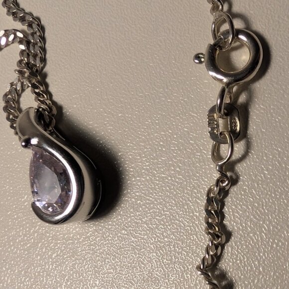 Silver Teardrop Pendant Necklace - Picture 4 of 5